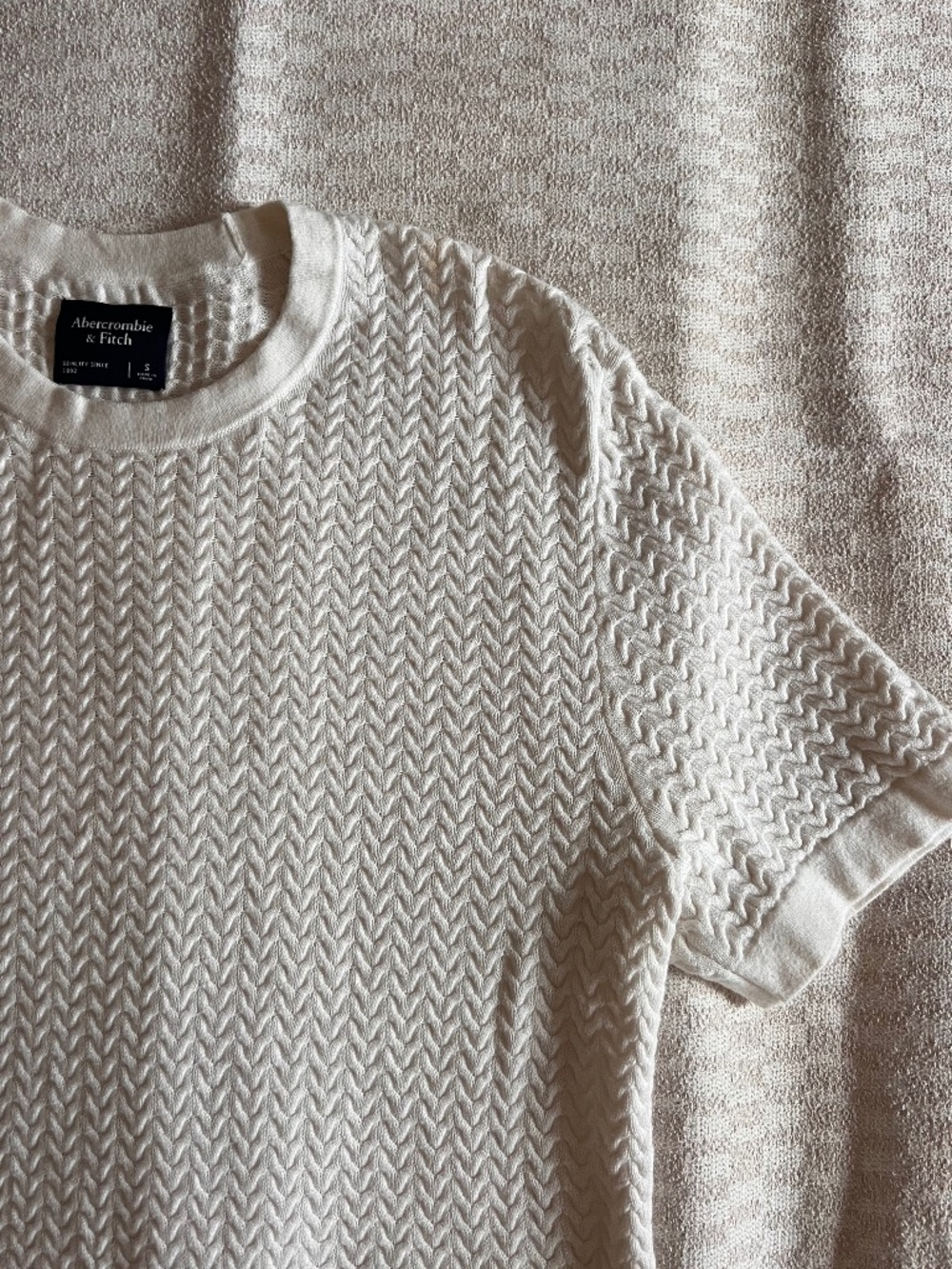 Abercrombie & Fitch Mens Textured Chevron White T Shirt